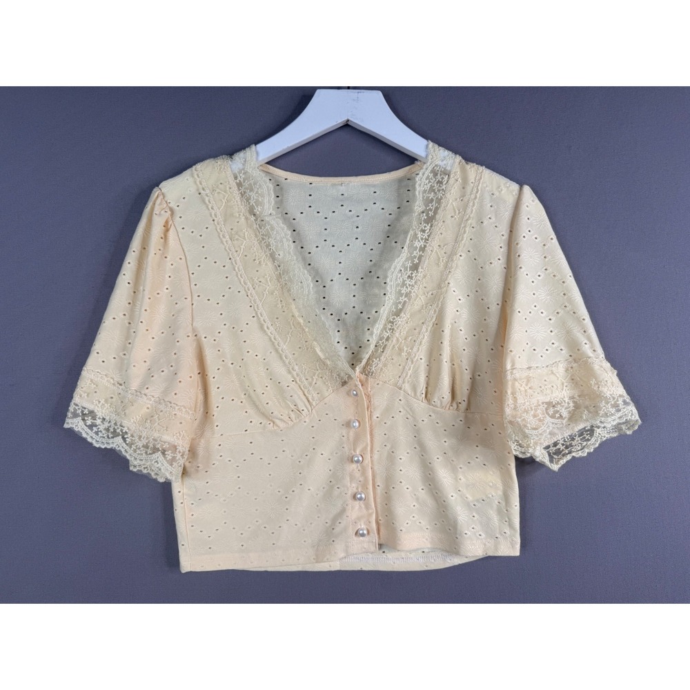 Eyelet Lace Cottagecore Crop Top‎ Womens L Yellow Pearl Button V-Neck Coquette